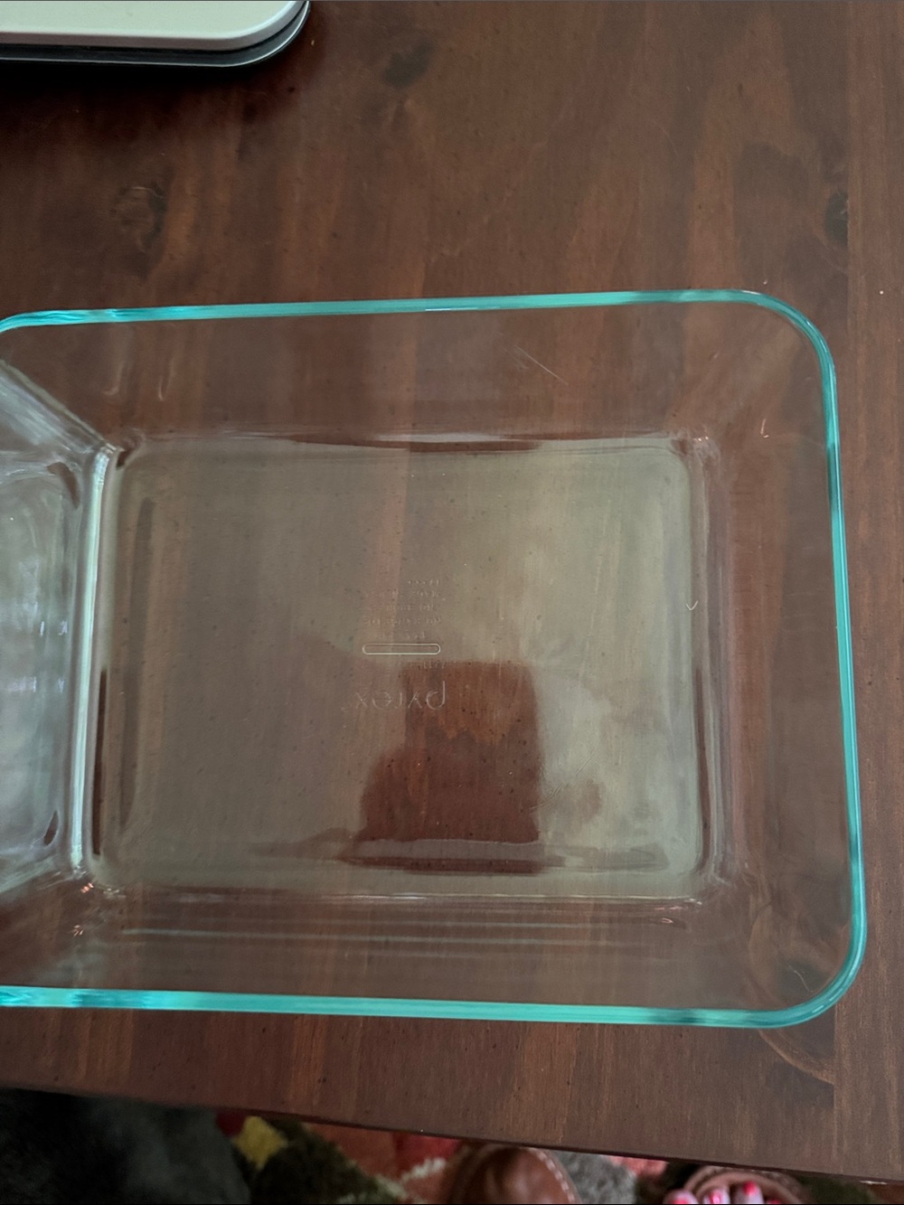 Pyrex Rectangular Glass Storage Container with Plastic Lid - Picture 4 of 4
